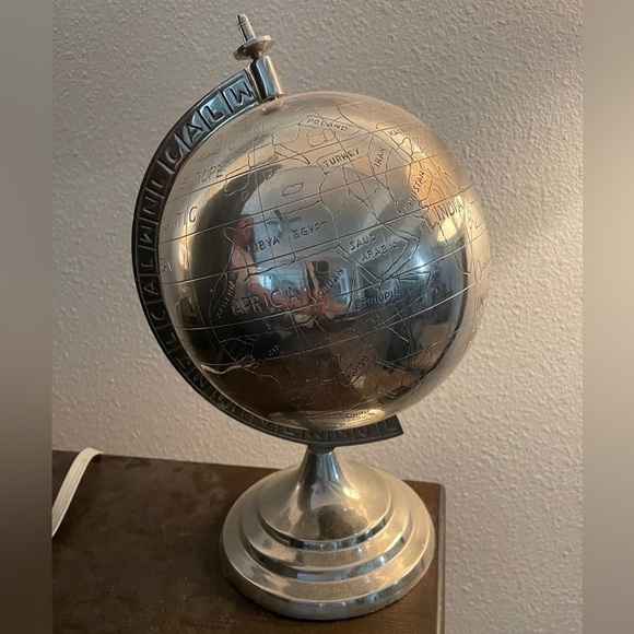 VINTAGE world globe - Picture 1 of 5